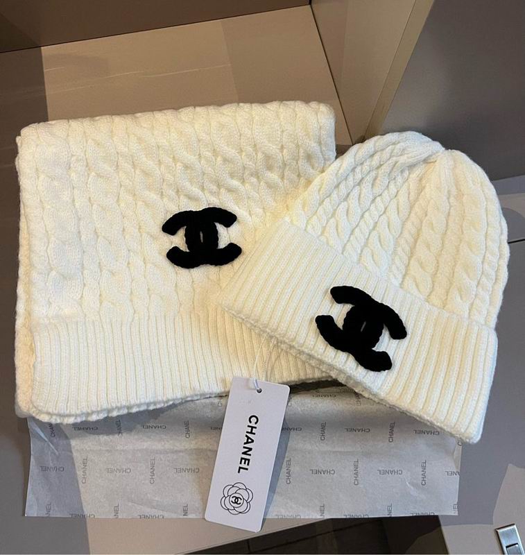 Chanel scarf hat hm66